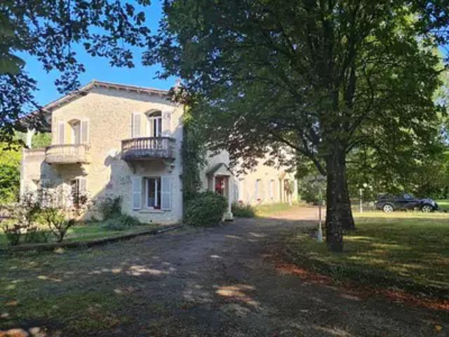 Maison vente à Saint-Claud, Charente