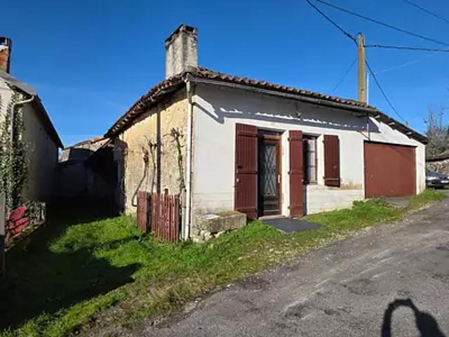 Maison vente à Confolens, Saint-claud