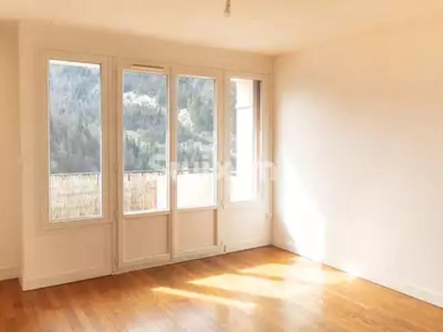 Appartement location à Saint-Claude, Saint-claude