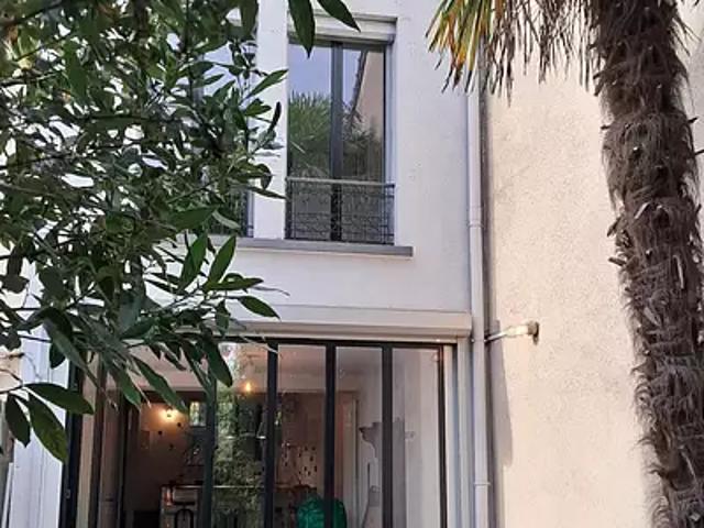 Maison vente à Saint-cloud, Les Bureaux de la Colline