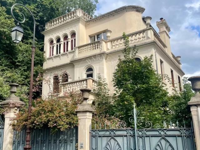 Maison vente à Nanterre, Saint-cloud