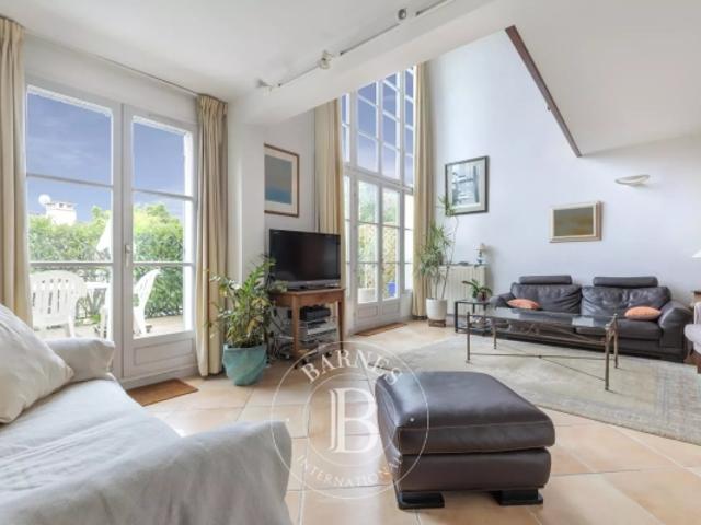 Maison vente à Nanterre, Saint-cloud