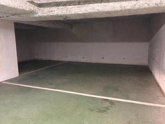 Garage vente à Nanterre, Saint-cloud