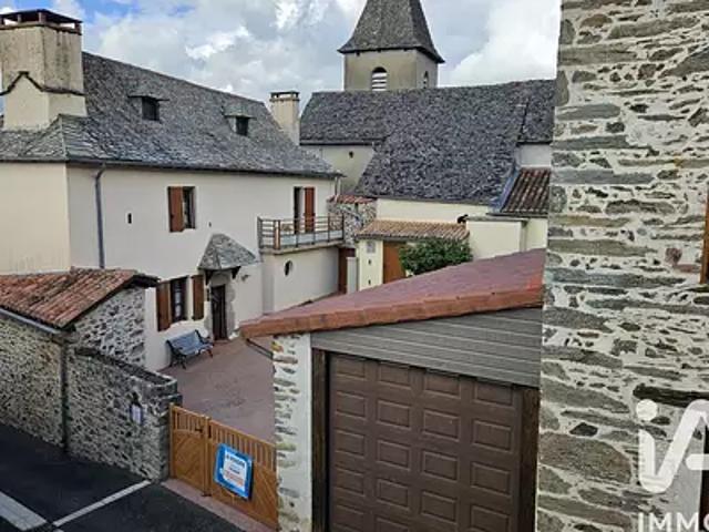 Maison vente à Saint-Constant, Saint-Constant-Fournoulès