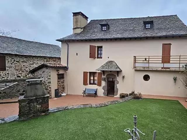 Maison vente à Saint-Constant, Saint-Constant-Fournoulès