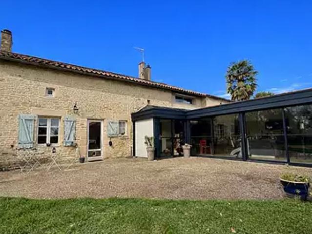 Maison vente à Les Bons, Saint-Coutant