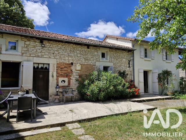 Maison vente à Confolens, Saint-coutant