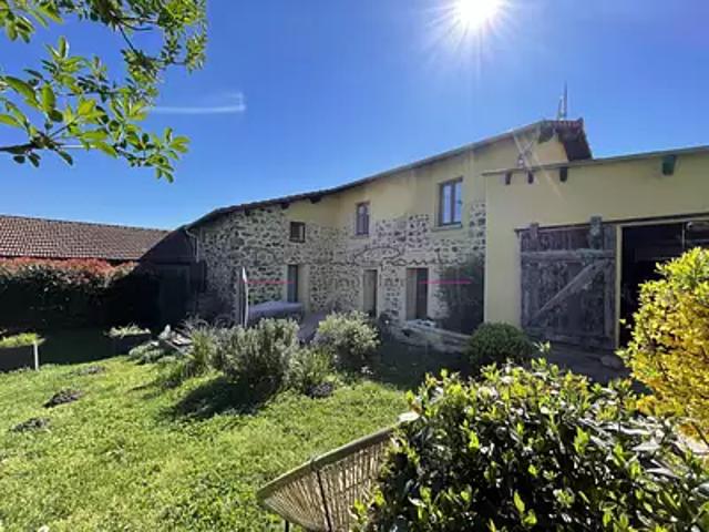 Maison vente à Roanne, Saint-cyr-de-valorges
