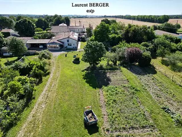Maison vente à Champs de Margot, Saint-Cyr-du-Doret
