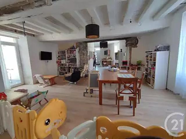 Maison vente à Laval, Saint-cyr-le-gravelais