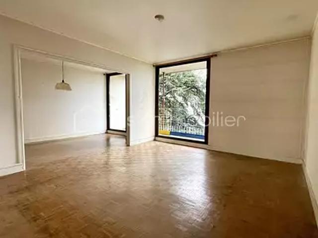 Appartement vente à Versailles, Saint-cyr-l'ecole