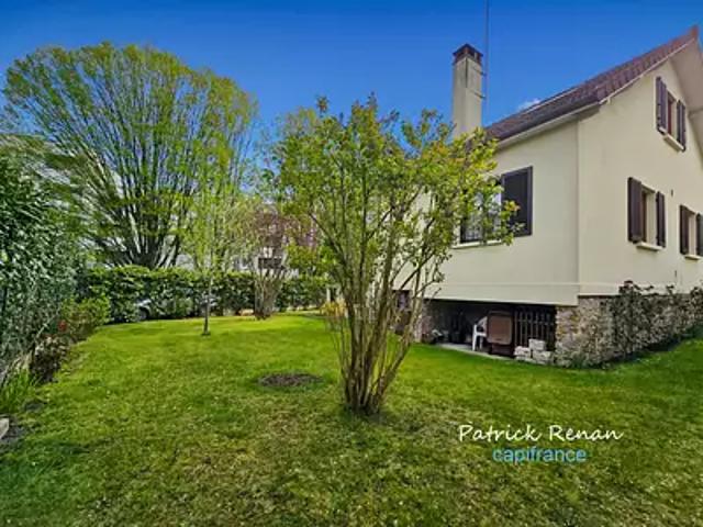 Maison vente à Versailles, Saint-cyr-l'ecole