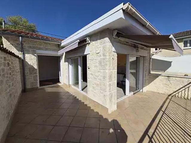 Appartement location à Chapuise, Saint-Cyr-sur-le-Rhône