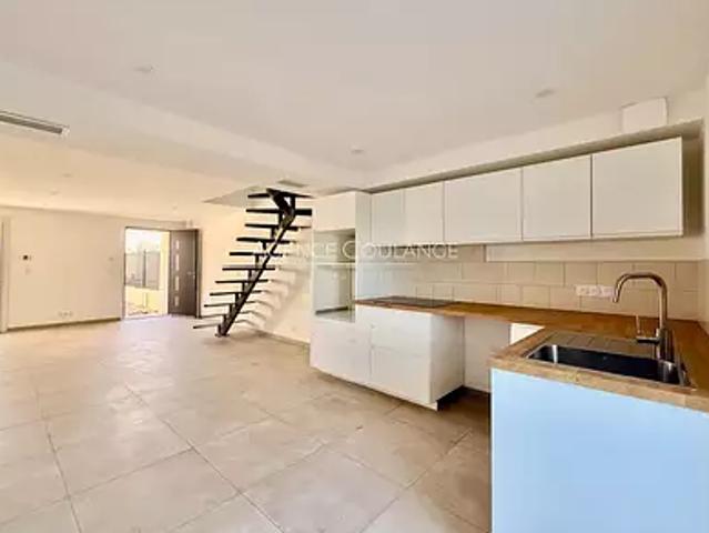 Appartement vente à Arrondissement de Toulon, Saint-cyr-sur-mer