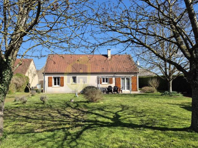 Maison vente à Saint-Amand-Montrond, Saint-denis-de-palin