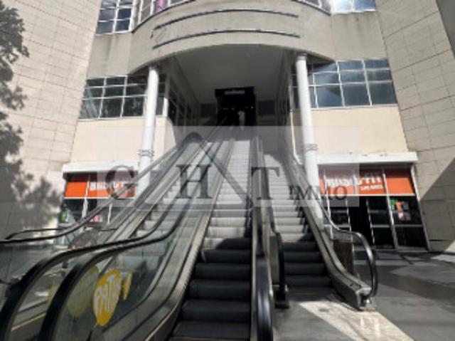 Local Commercial location à Saint-Denis, Saint-denis
