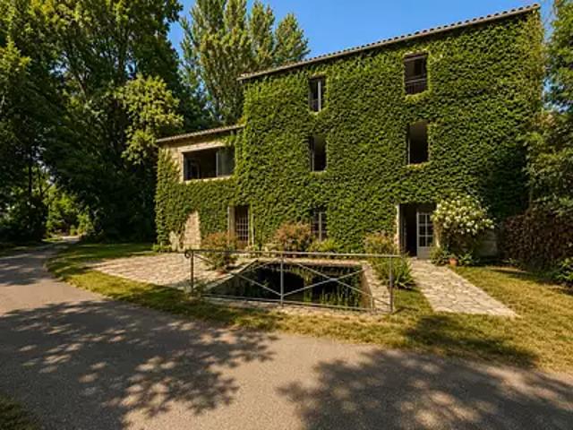 Maison vente à Les Traversis, Saint-Dizant-du-Gua