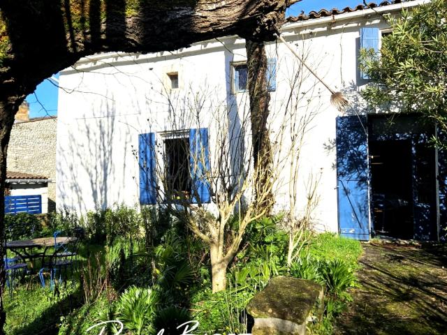 Maison vente à Jonzac, Saint-dizant-du-gua