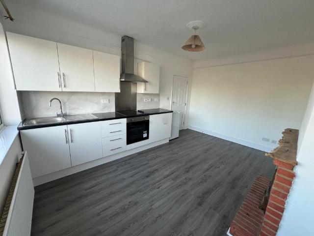 Apartment for rent in London Borough of Sutton, Greater London