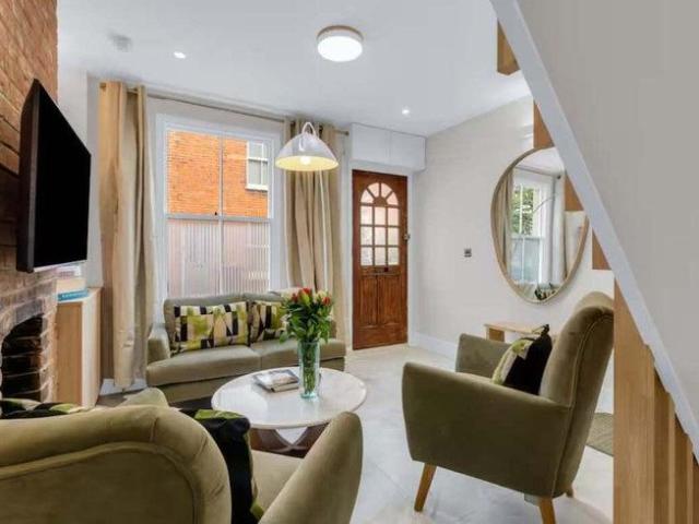 House for rent in St. Mildred's, The Bridge