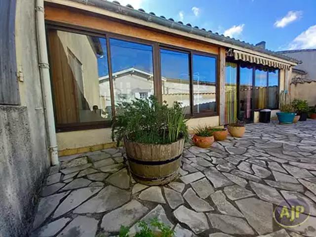 Maison vente à Lesparre-Médoc, Saint-estèphe