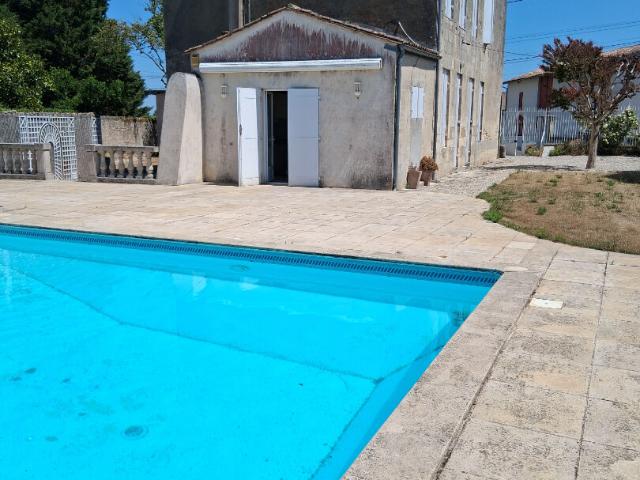 Villa vente à Lesparre-Médoc, Saint-estèphe