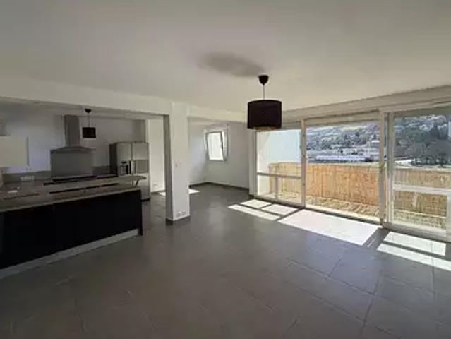 Appartement vente à Saint-Étienne, Saint-etienne