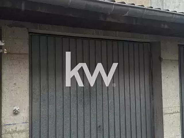 Garage vente à Saint-Étienne, Saint-etienne
