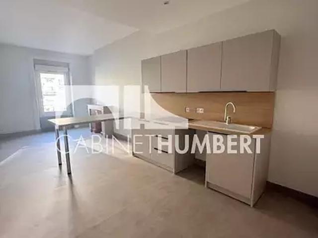 Appartement location à Saint-Étienne, Saint-etienne