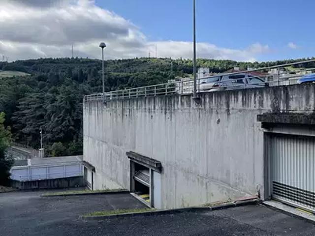 Garage vente à Saint-Étienne, Saint-etienne