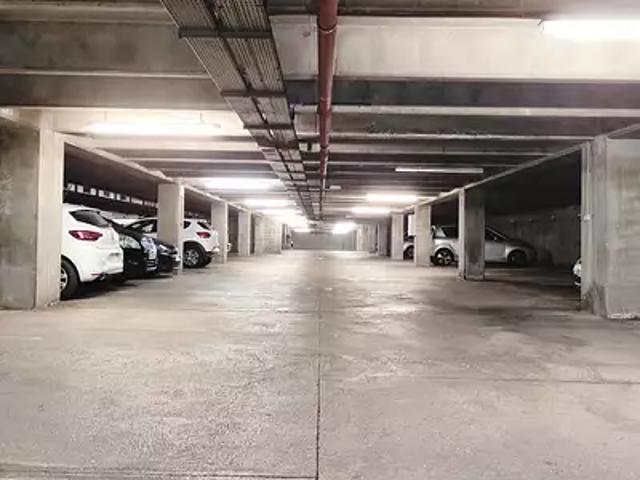 Garage vente à Saint-Étienne, Saint-etienne