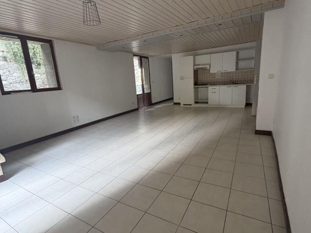Appartement vente à Saint-Jean-de-Maurienne, Saint-etienne-de-cuines