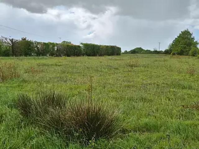 Terrain vente à Nantes, Saint-etienne-de-mer-morte
