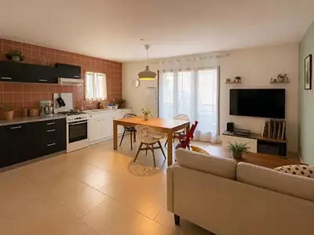 Appartement vente à Saint-Étienne-de-Saint-Geoirs, Isère