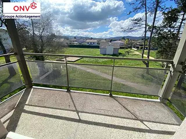 Appartement vente à Saint-Étienne-de-Saint-Geoirs, Isère