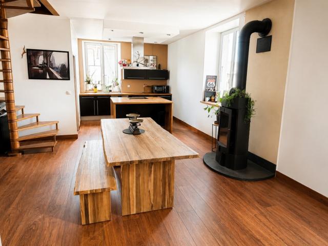 Appartement vente à Saint-Étienne-de-Saint-Geoirs, Isère