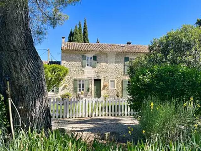Maison vente à Arles, Saint-etienne-du-grès
