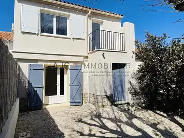 Appartement location à Arles, Saint-etienne-du-grès