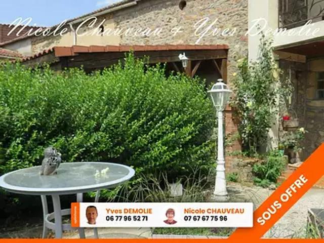 Maison vente à Genestine, Saint-Étienne-sur-Usson