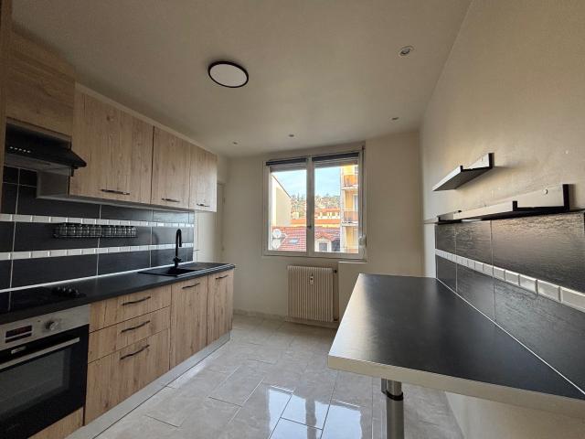 Appartement vente à Saint-Étienne, Saint-etienne