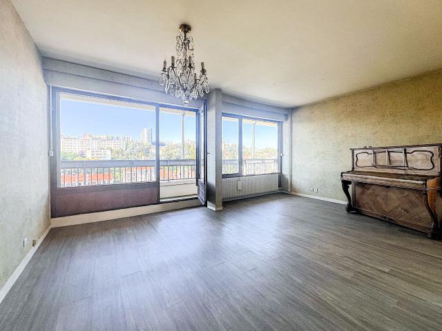 Appartement vente à Saint-Étienne, Saint-etienne
