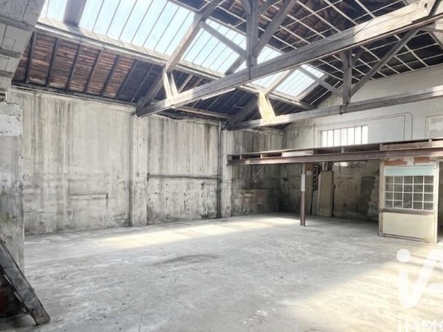 Garage vente à Saint-Étienne, Saint-etienne