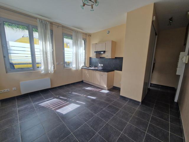 Studio location à Saint-Étienne, Saint-etienne