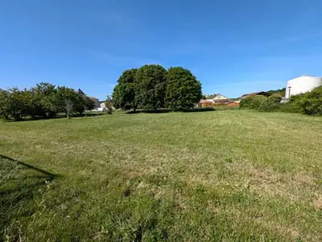 Terrain vente à Jonzac, Saint-eugène