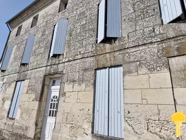 Maison vente à Jonzac, Saint-fort-sur-gironde