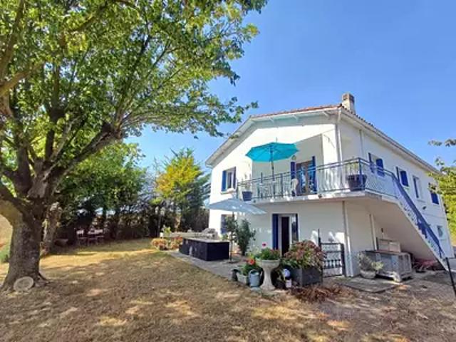 Maison vente à Jonzac, Saint-fort-sur-gironde