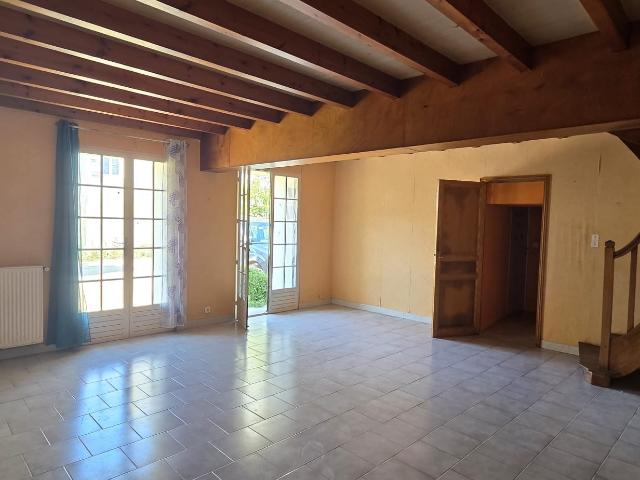 Maison vente à Saint-Fort-sur-Gironde, Charente-Maritime