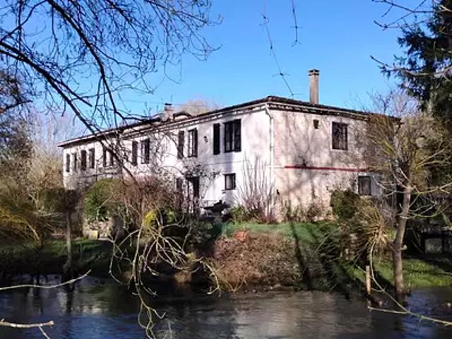 Maison vente à Confolens, Saint-fraigne