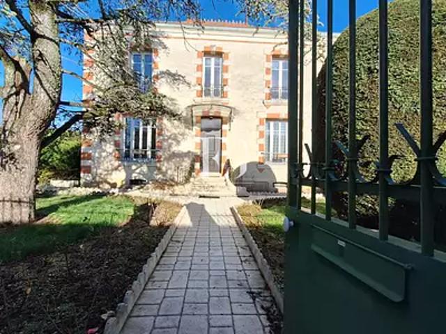 Maison vente à Confolens, Saint-fraigne