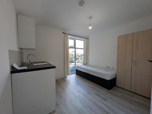 House for rent in Potters Bar, Hertfordshire